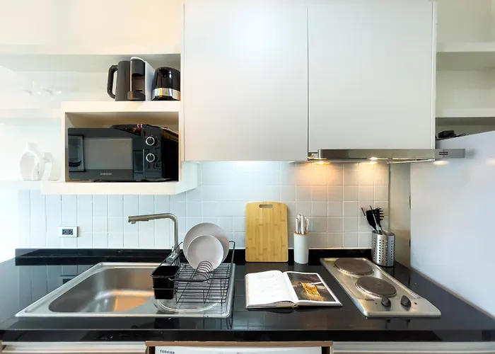 Prime Sukhumvit Living - Bts Phrom Phong - Ultra Fast Wifi Bangkok