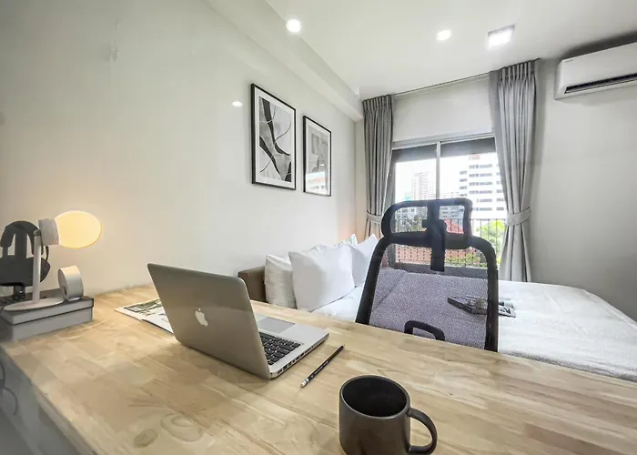 Prime Sukhumvit Living - Bts Phrom Phong - Ultra Fast Wifi Bangkok