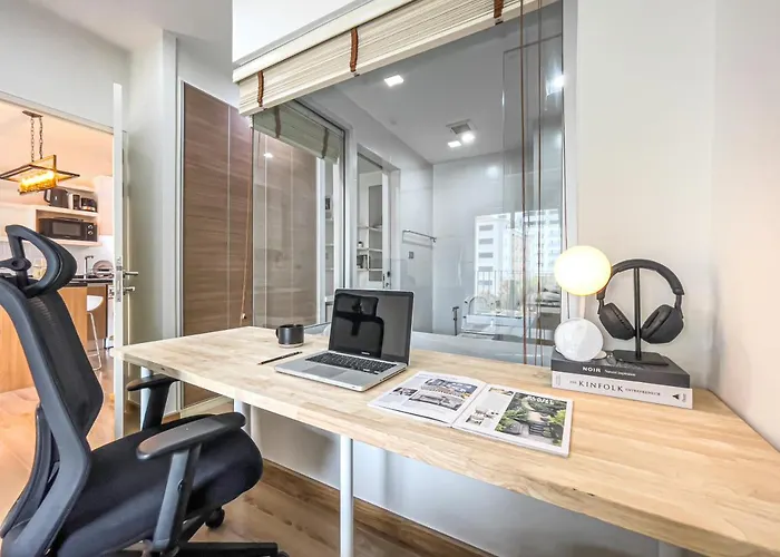 Prime Sukhumvit Living - Bts Phrom Phong - Ultra Fast Wifi