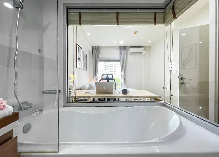 Ferienhaus Prime Sukhumvit Living - Bts Phrom Phong - Ultra Fast Wifi