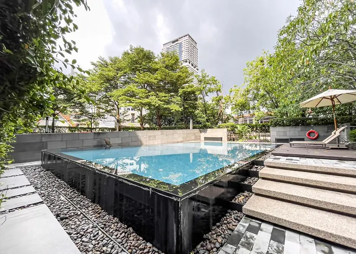 Prime Sukhumvit Living - Bts Phrom Phong - Ultra Fast Wifi *